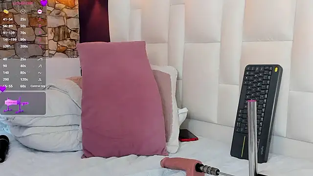 brithanyadams23 Adlı Modelin Canlı XXX Sohbeti