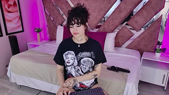 KatherineGomez Live XXX Chat