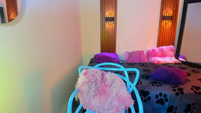 khloe21 라이브 XXX 채팅