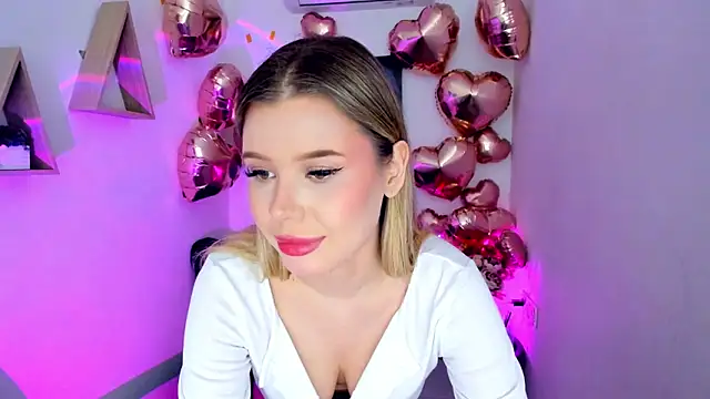 FollowLovee's Live XXX Chat