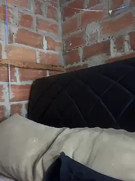 Pokazy przed kamerką – RAKEL37