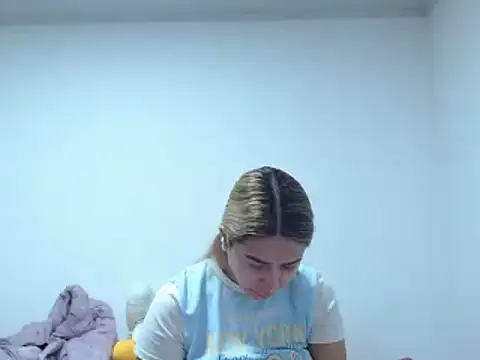 Lunazina Adlı Modelin Web Kamerası Şovu