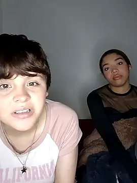 Show de nucitaa-14 na webcam