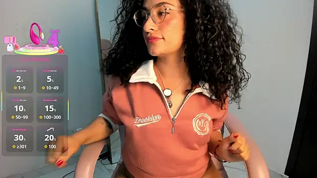 XXX chat uživo modela misslya00