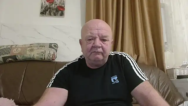 fullballs6 Chat XXX live