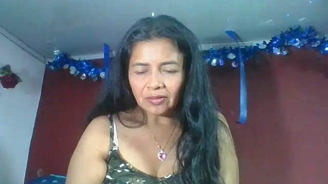 DianaOchoa_ élő XXX-chatje