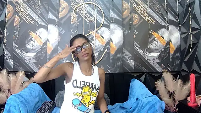 Lilmisbaddyxxx 现场XXX聊天