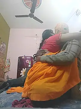 COUPLLE_VILLAGE webkamerás műsora