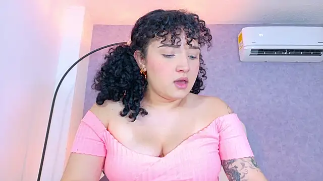 دردشة Tracielowe_w الجنسية المباشرة