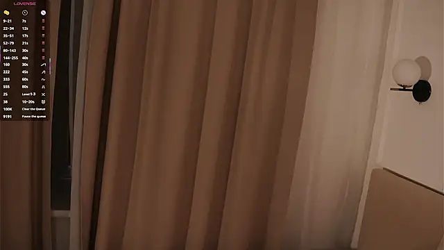 IdaJonesy's Live XXX Chat