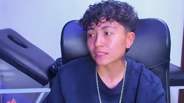 Im_Mathias: онлайн-секс-чат