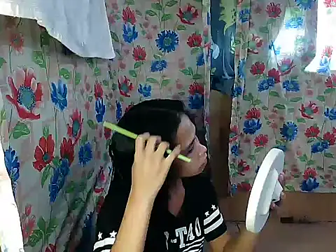 Živý XXX chat PinaySkinnyGirl