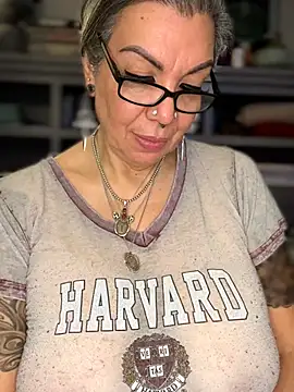 dieseldame1313 webkamerás műsora