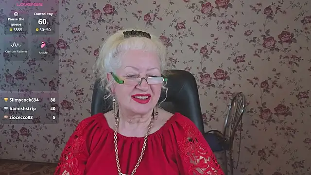 Chat +18 de Maya_Mayflower ao vivo