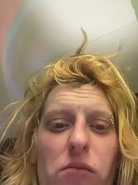 Živý XXX chat KITTYBOOBOOFUXX