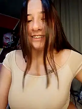 Mysticdooll69 Adlı Modelin Canlı XXX Sohbeti