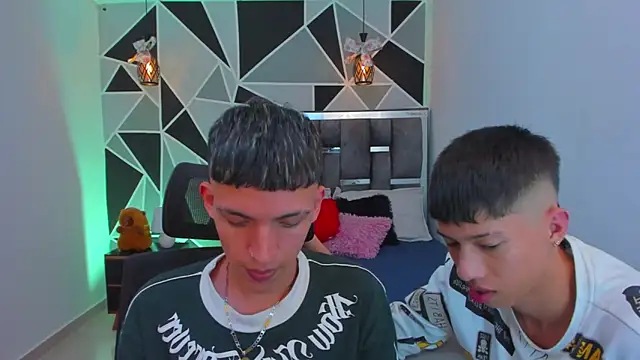 Juan_Nd_StevenのライブXXXチャット