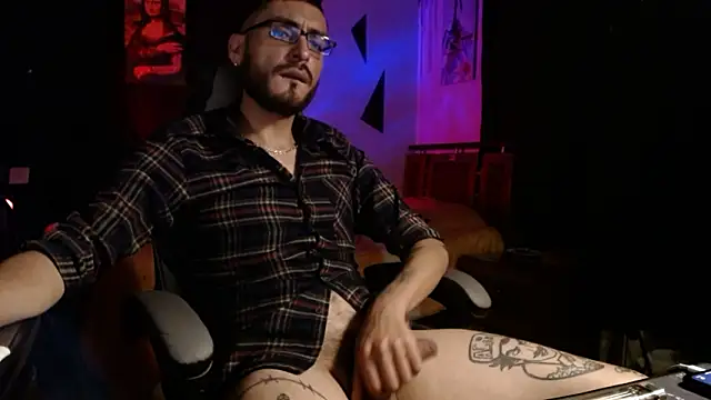 malek_xarx_'s Webcam Show