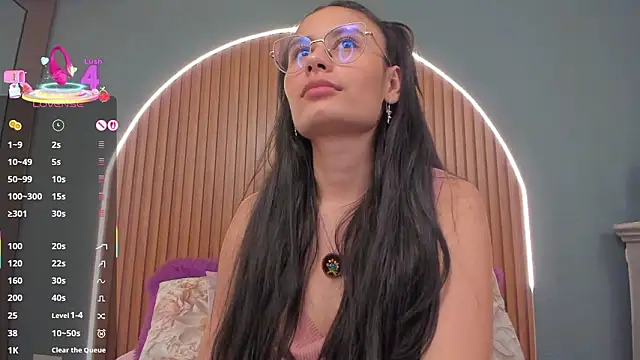 NayeCloud Chat XXX live