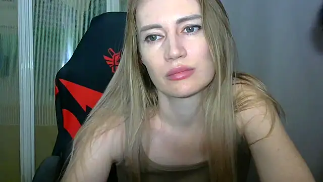 JessFoxxx élő XXX-chatje