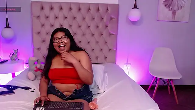 Živý XXX chat Kiri_Black_