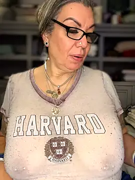 dieseldame1313's Webcam Show