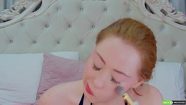 TinaBrook's Webcam Show