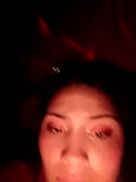 Lia_rouse04 élő XXX-chatje