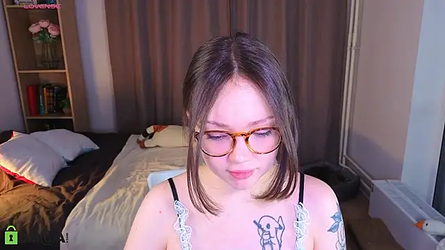 MilenaSaint 现场XXX聊天