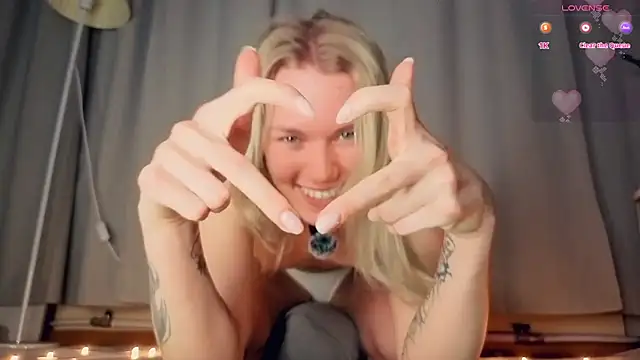 DianeHonnette Live XXX-chat