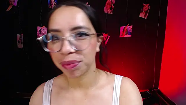 دردشة valentina_swallow الجنسية المباشرة