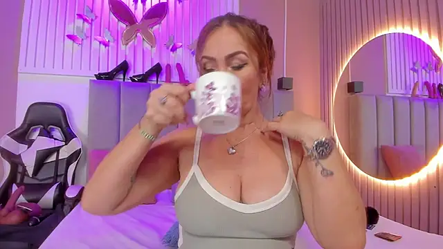 chantall1375: онлайн-секс-чат