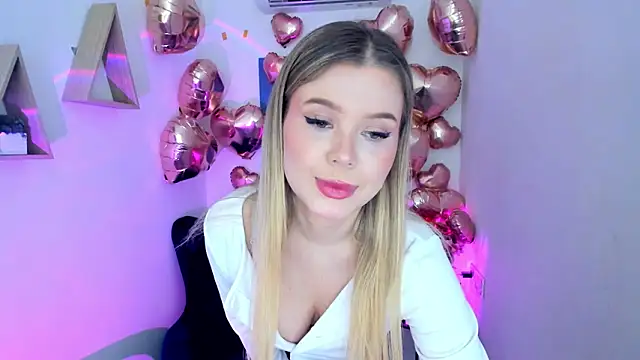 FollowLovee Live XXX-Chat