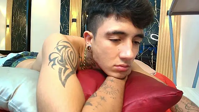 Patrick_Rango: онлайн-секс-чат