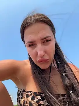 AleksandraRich's Live XXX Chat