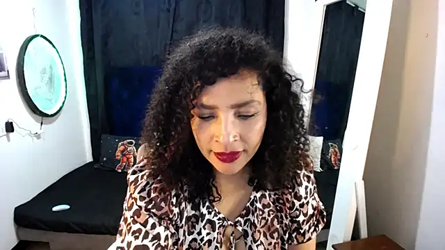 Nerea_Mercury élő XXX-chatje