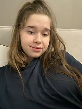 Živý XXX chat HornyGirlH