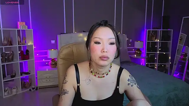 ElinaMotionn Webbikameraesitys