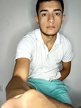 Thick_Cock 现场XXX聊天