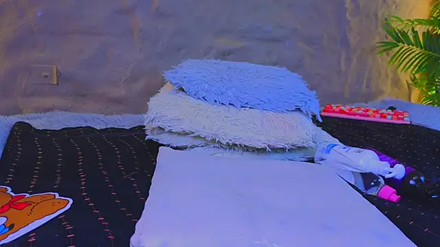 Isa__Blanc: απευθείας συνομιλία ΧΧΧ