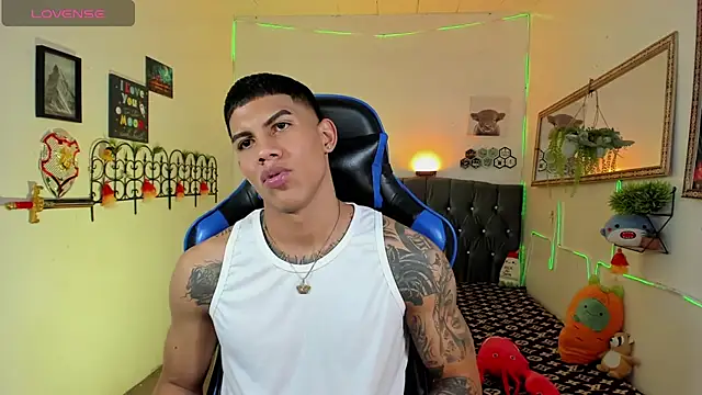 Damian_latinxxx: απευθείας συνομιλία ΧΧΧ