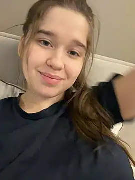 HornyGirlH Live XXX-Chat