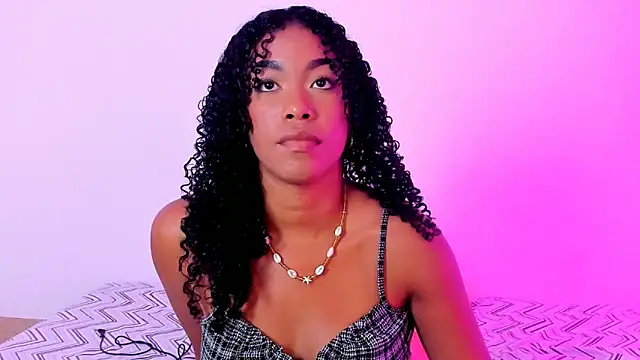 sasha_fox00 Adlı Modelin Canlı XXX Sohbeti