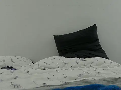 Iscariot19's Live XXX Chat