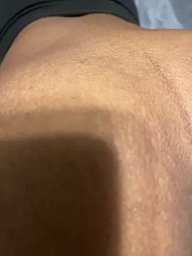 masked_doll_kashi: διαδικτυακό σόου στην κάμερα