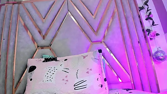 adri_rivera Webcamshow