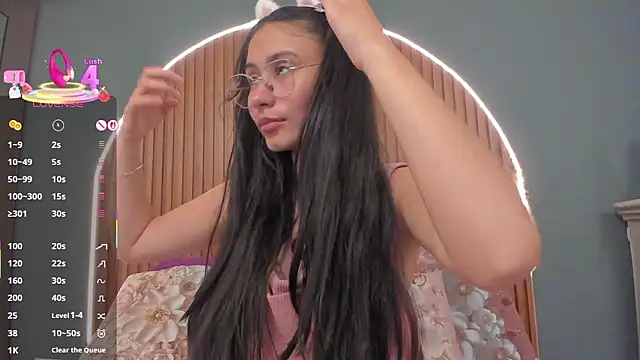 NayeCloud Chat XXX live