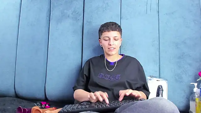 Megan_Thompson_'s Live XXX Chat