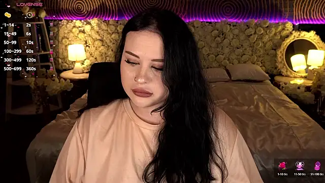 دردشة SerahMirabeli الجنسية المباشرة