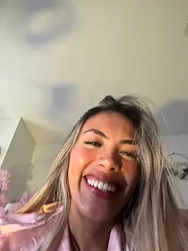 steewart_ Adlı Modelin Canlı XXX Sohbeti